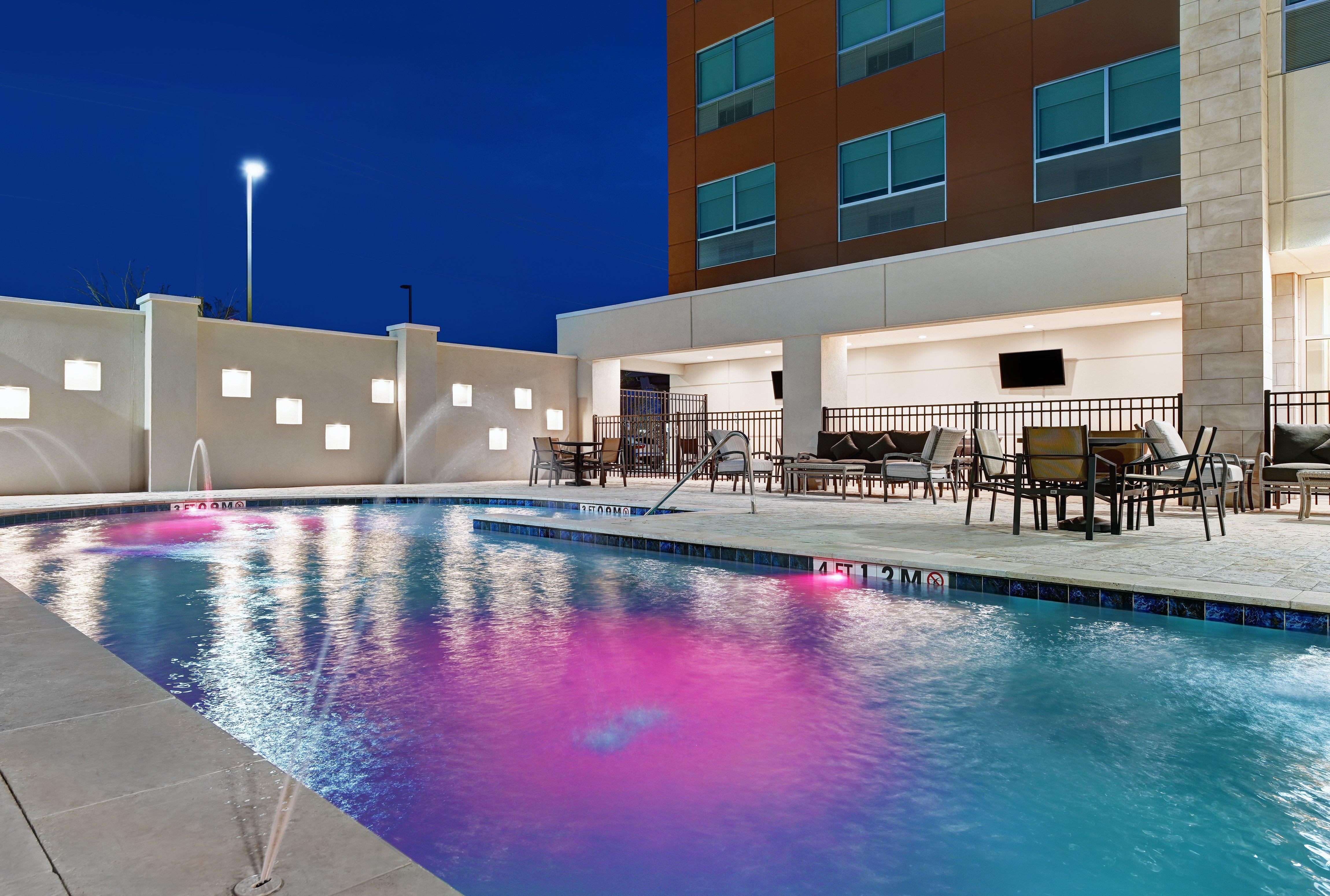 Holiday Inn Express & Suites Memorial - Citycentre By Ihg Хьюстон Экстерьер фото