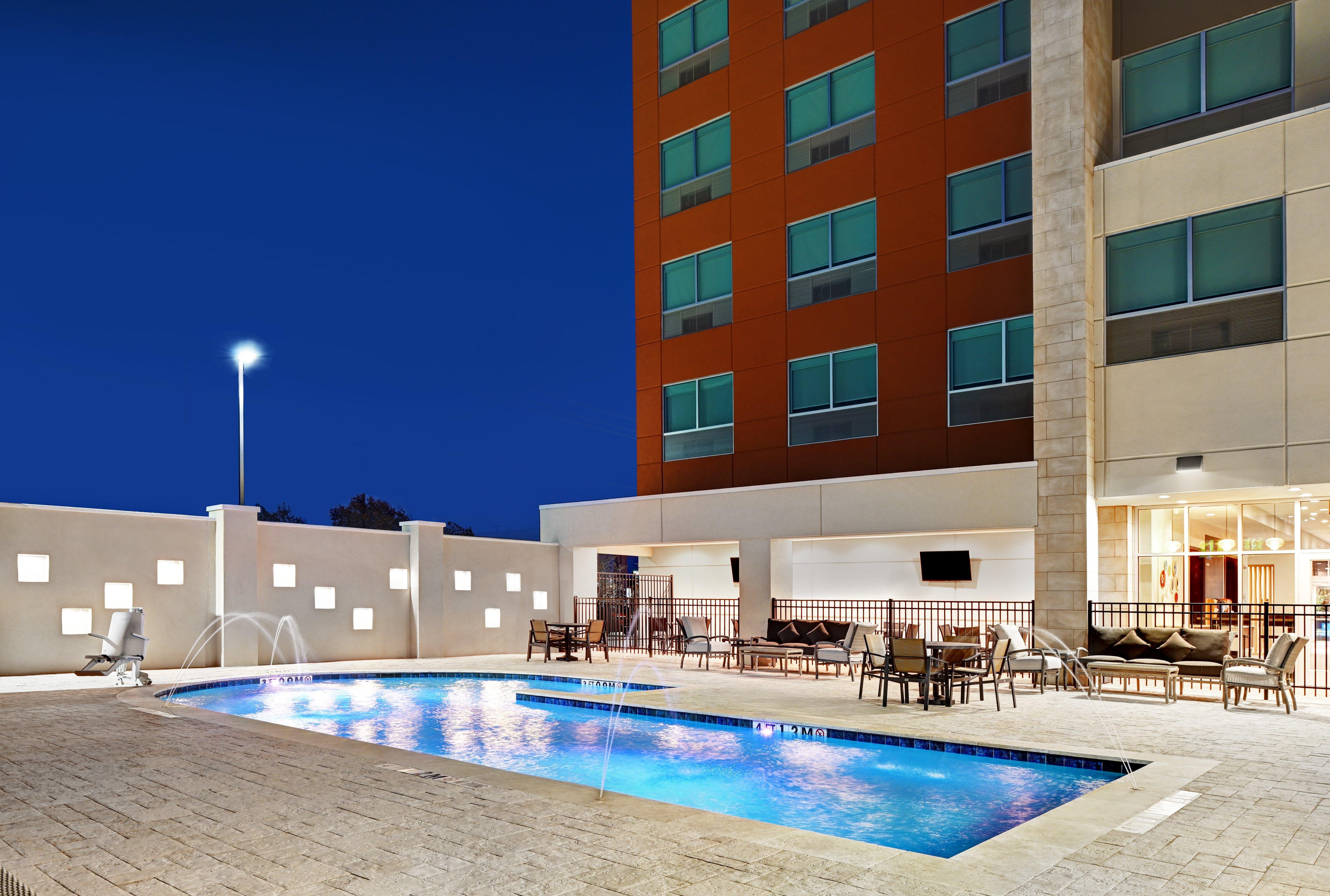 Holiday Inn Express & Suites Memorial - Citycentre By Ihg Хьюстон Экстерьер фото