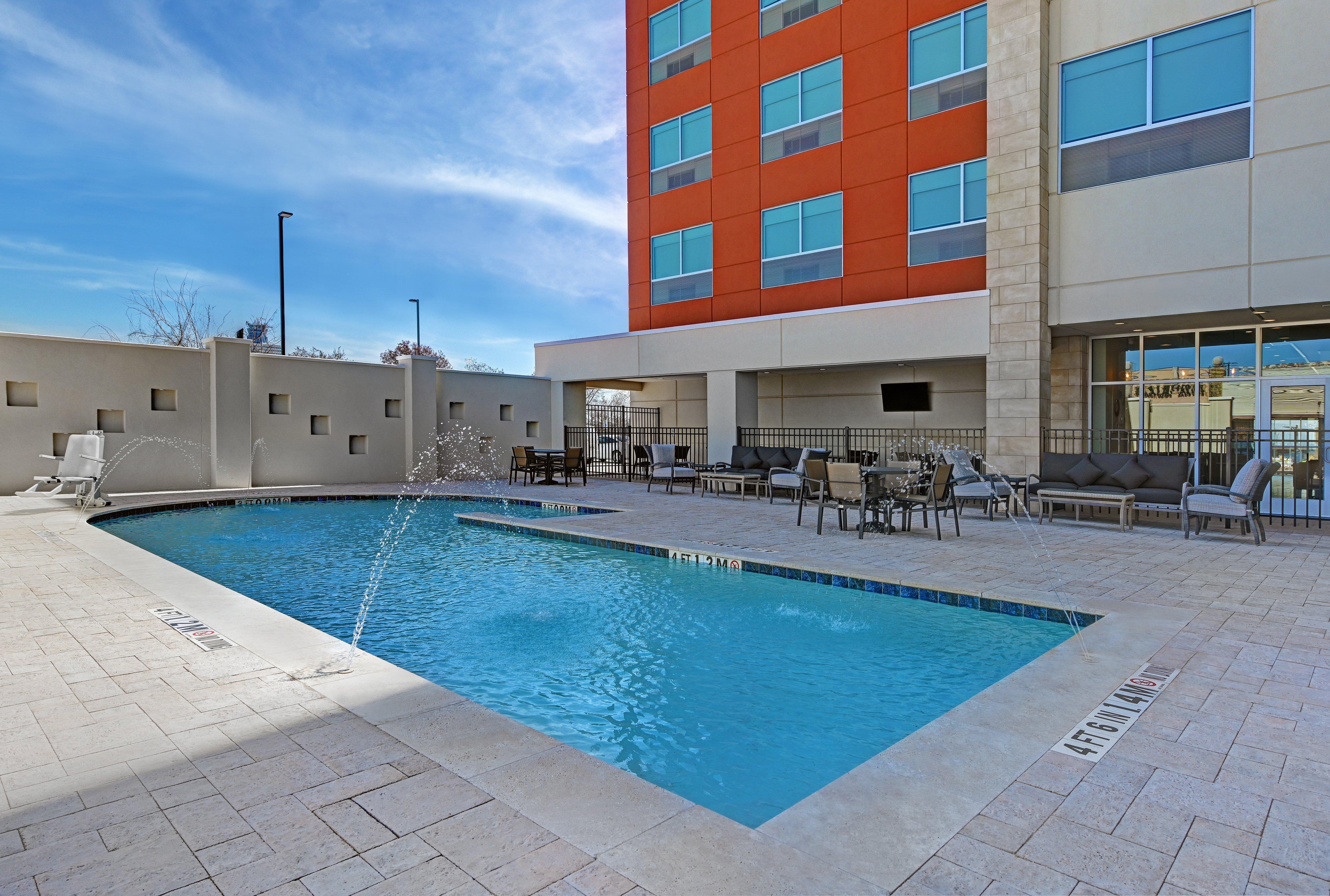 Holiday Inn Express & Suites Memorial - Citycentre By Ihg Хьюстон Экстерьер фото